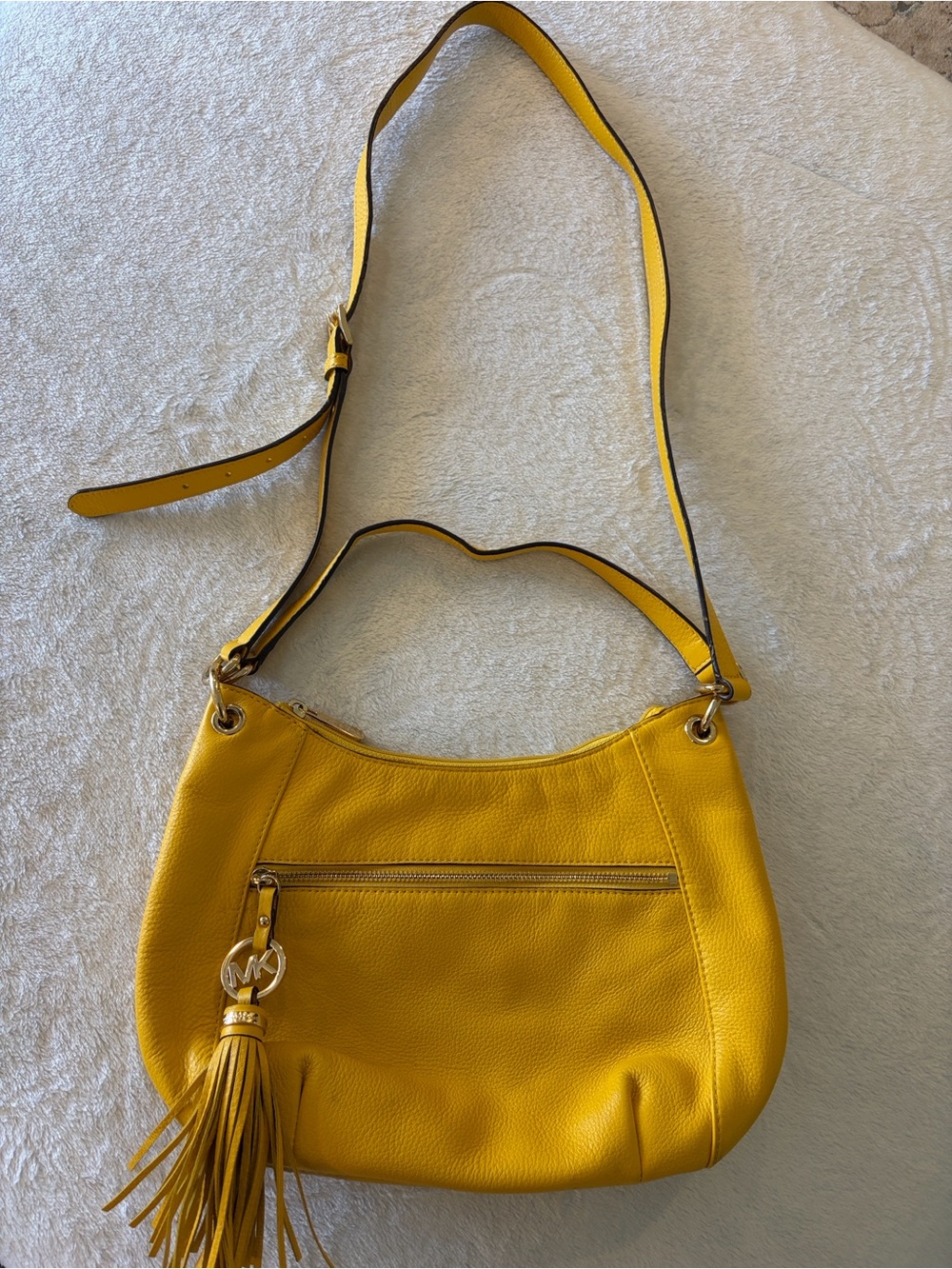 Michael Kors Mustard Yellow Leather Tassel Shoulder or Hand Bag - Picture 3 of 12